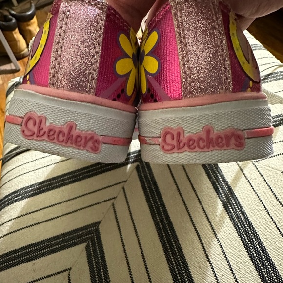 Light up Twinkle toes Sketchers sz-3 kids - Picture 3 of 6